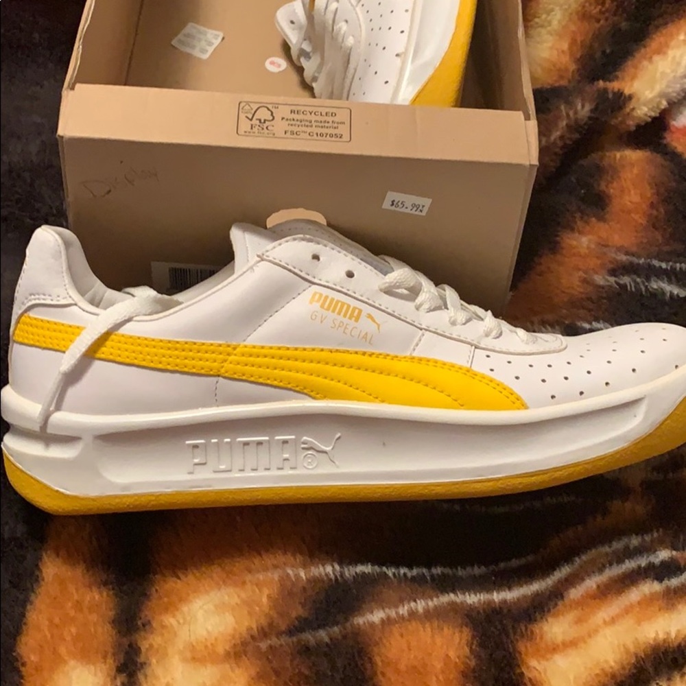 Men’s Puma Sneakers